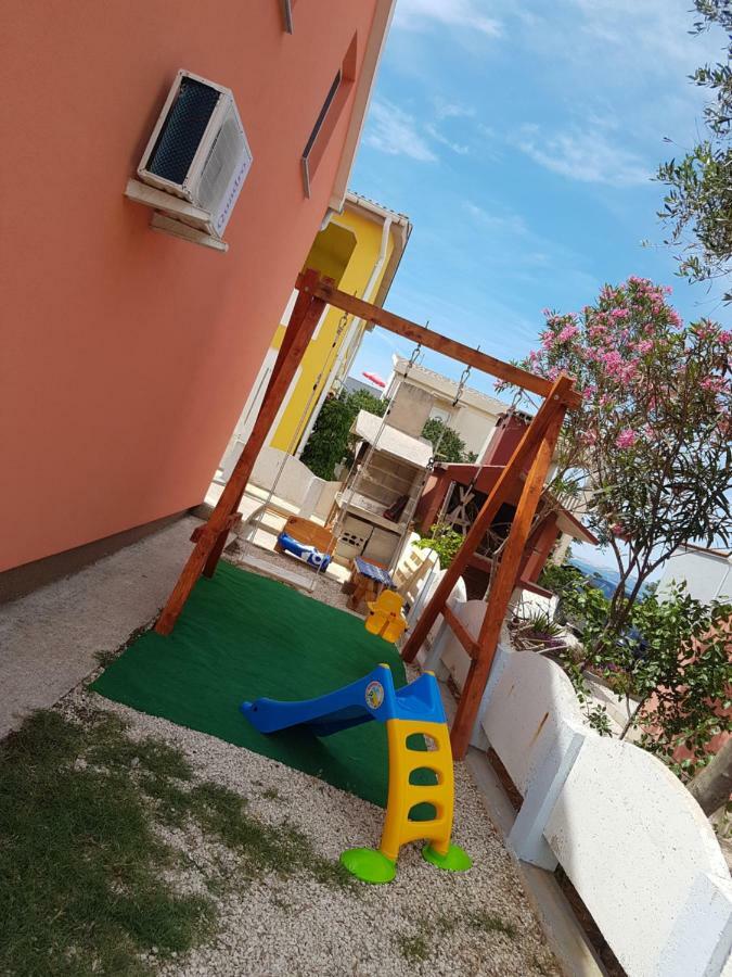 Apartments Marko Vir Bagian luar foto