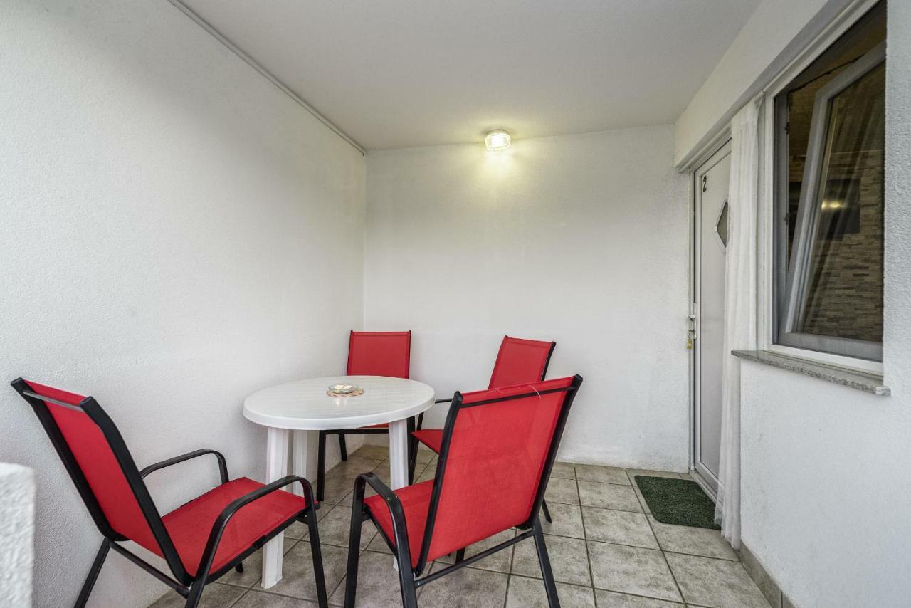 Apartments Marko Vir Bagian luar foto